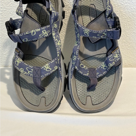 Keen Shoes - Keen Women’s Open Toe Hybrid Sandals - Size 8